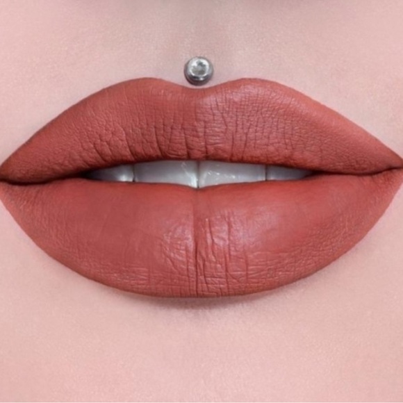 Jeffree Star "ALLEGEDLY" Velour Lip Liner - Picture 3 of 8